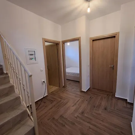 Sea View Maisonette Just 250m From The Fully Equipped & Spacious! Hébergement de vacances
