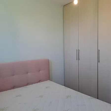 Feriehus Sea View Maisonette Just 250m From The Fully Equipped & Spacious!